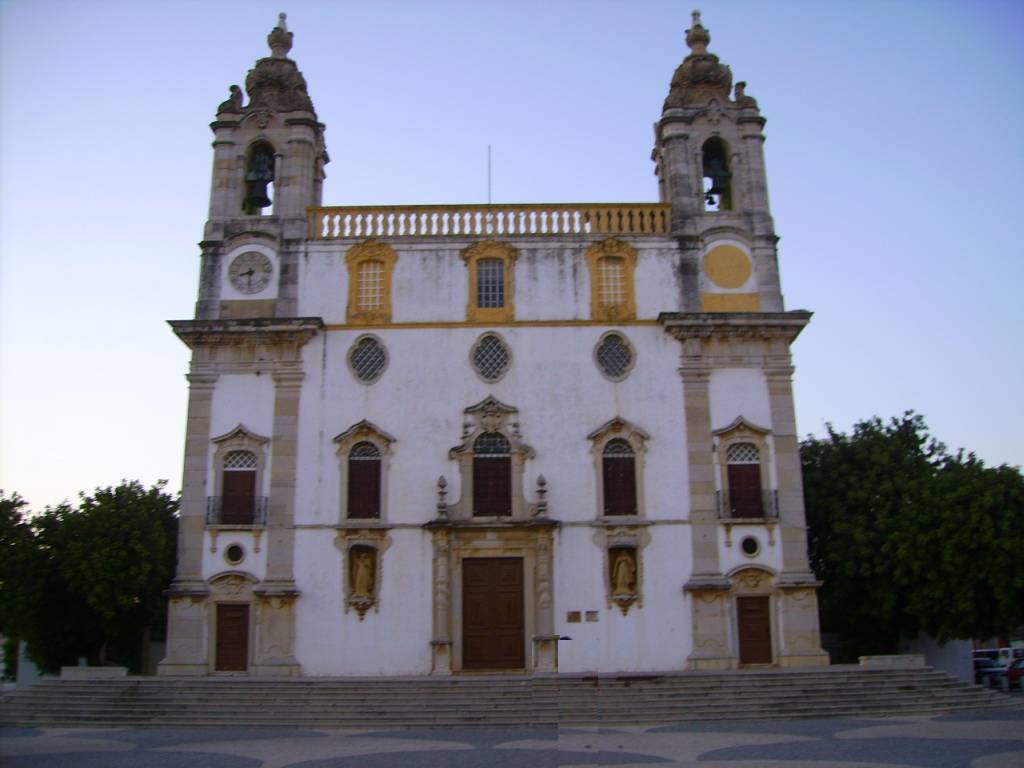 Faro Iglesia Carmo