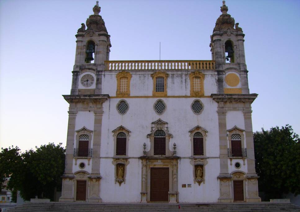 Faro Iglesia Del Carmo
