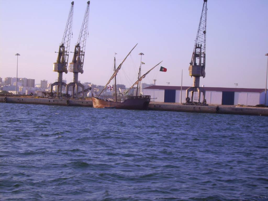 Faro Ria Formosa Replica Barco Antiguo Nao